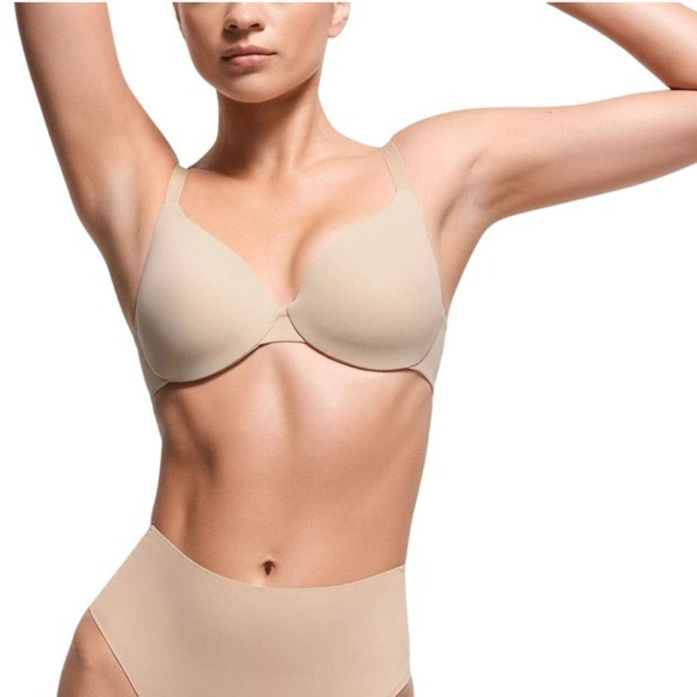 SKIMS Smoothing Full Coverage Bra Clay 32C‎ NWT